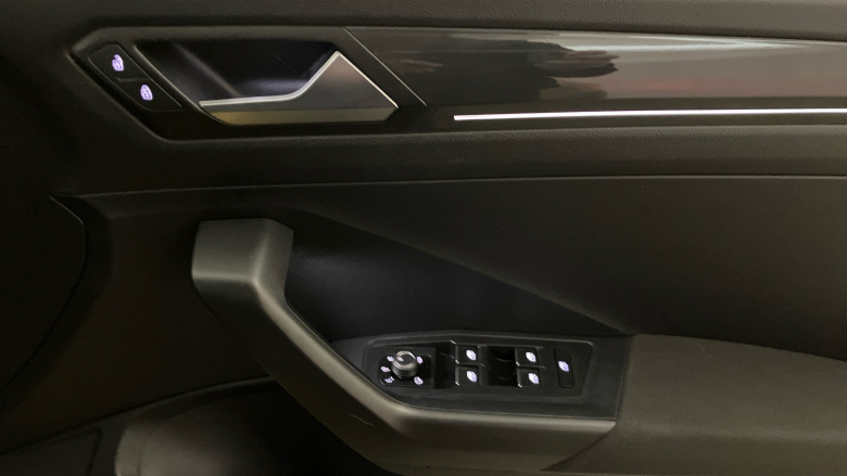 Volkswagen T-Roc 1.5 TSI EVO SEL 5dr Petrol Hatchback